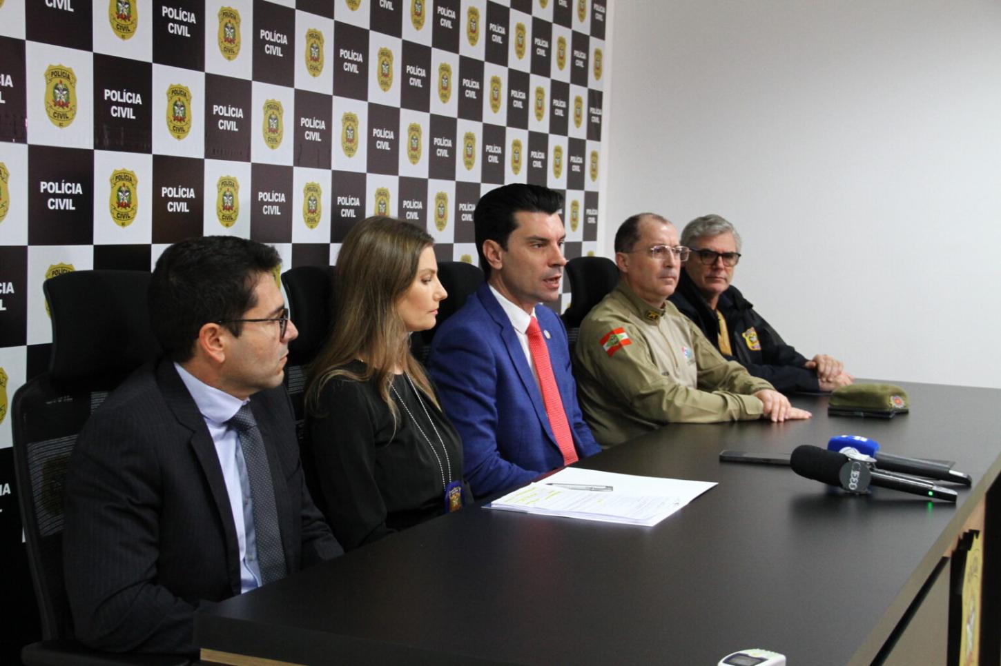 Polícia Civil conclui inquérito sobre caso de casal encontrado morto em São José