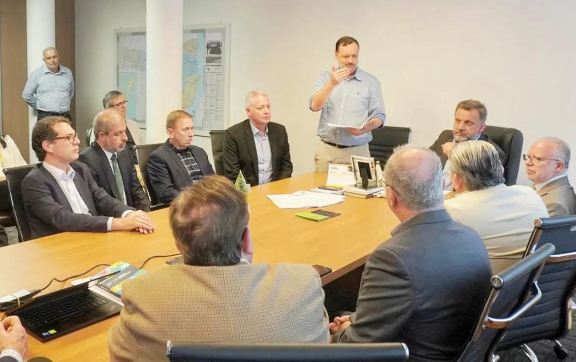 UFSC e Governo do Estado firmam convênio para modernizar transporte intermunicipal