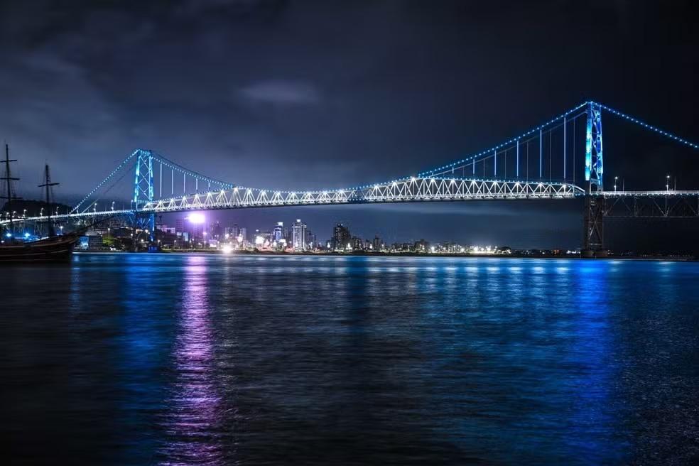 Ponte Hercílio Luz tem alterações de circulação de pessoas e veículos para a virada do ano