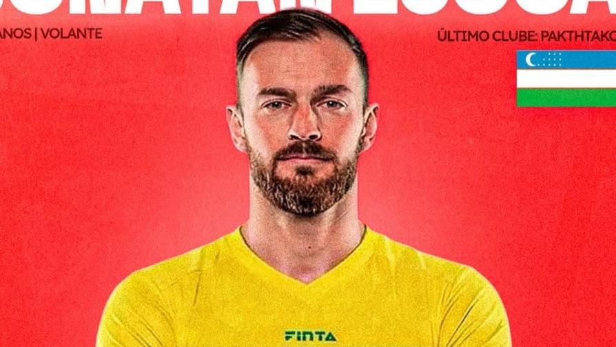 De volta ao Brasil após 11 anos, Jonatan Lucca comemora retorno aos gramados e projeta temporada com Brusque