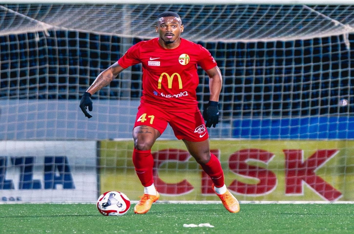 Em primeira experiência internacional da carreira, Roni Santos chega na semi da Copa de Malta: “Momento especial”