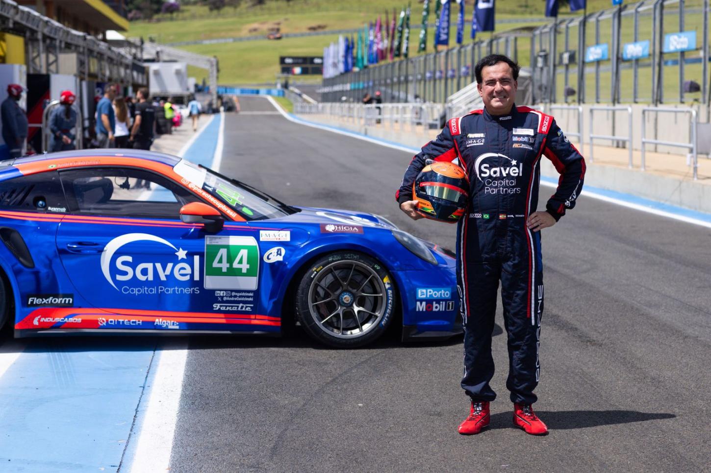 Gaidzinski acelera no Velocitta e convida torcida catarinense para corridas da Porsche Cup neste fim de semana