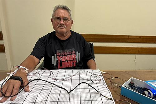 Tecnologia financiada pela FAPERJ pode reduzir tremores do Parkinson sem cirurgia