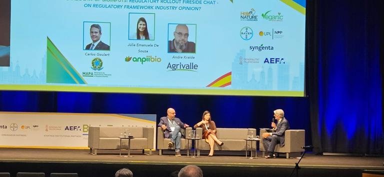 Brasil reforça protagonismo global em bioinsumos   durante congresso internacional na Espanha