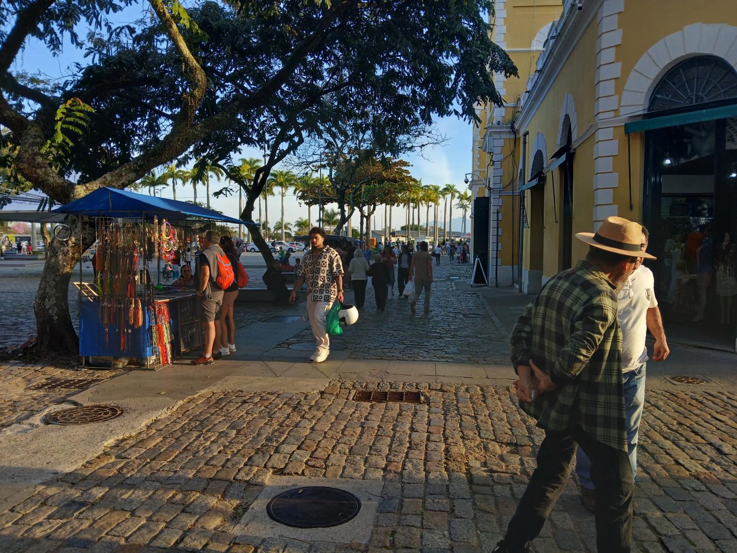 Comércio de Santa Catarina cresce 3,4% no primeiro bimestre