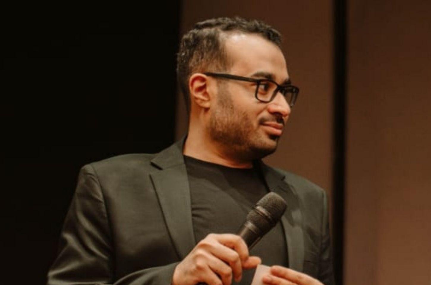 Eu sou Eliaquim Batista. Posso me apresentar?