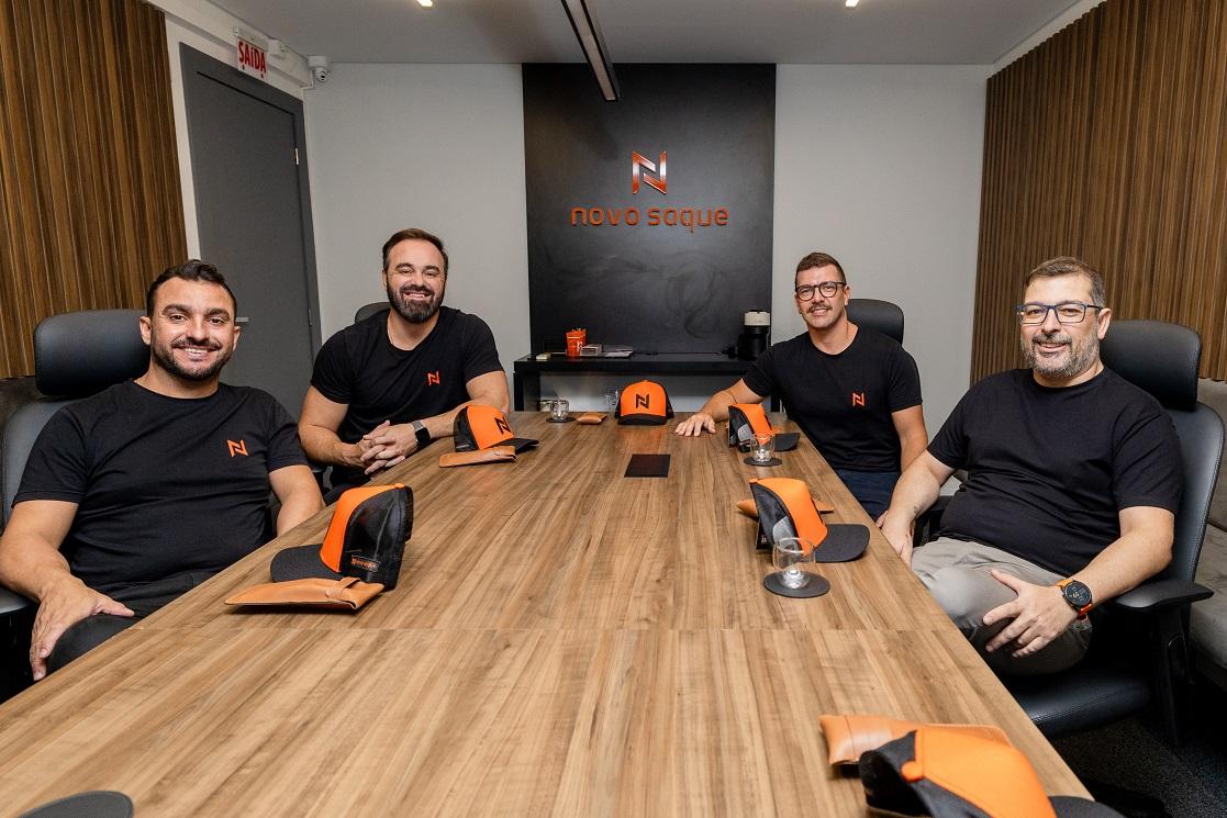 Novo Saque projeta R$ 2 bilhões em crédito em 2026 e adquire startup de tecnologia para acelerar expansão