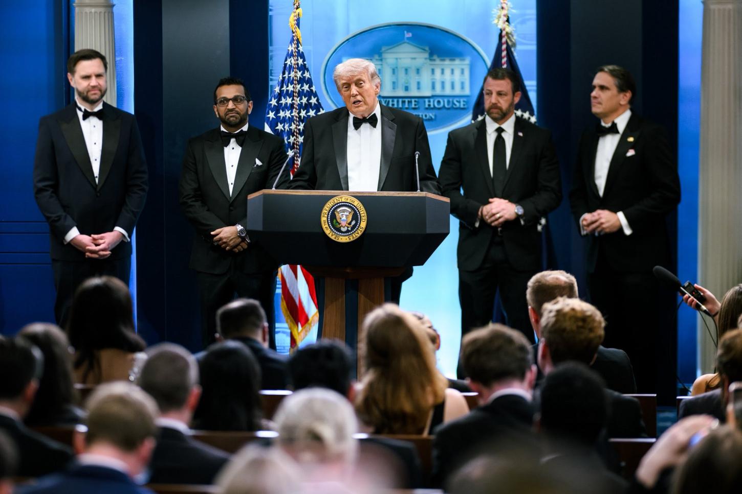 Presidente Trump permanece destemido após terceira tentativa de assassinato