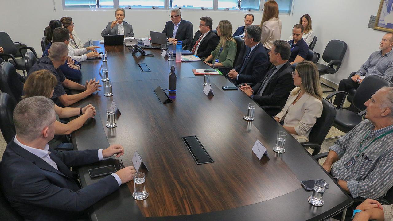 TCE/SC realiza primeira reunião da mesa de consensualismo para estimular a busca de solução