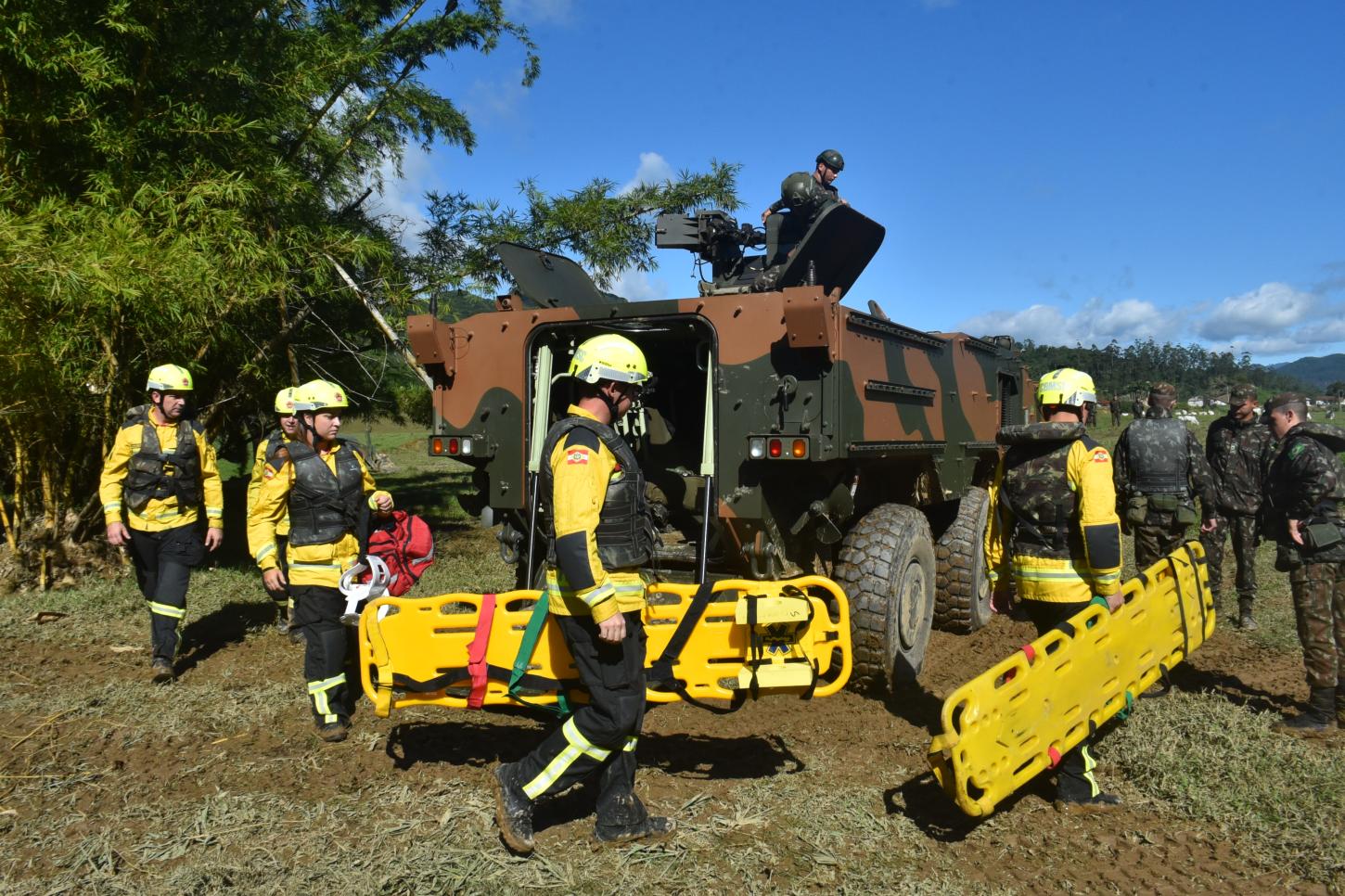 14ª BRIGADA DE INFANTARIA MOTORIZADA PROMOVE 8º EXERCÍCIO DE AJUDA HUMANITÁRIA EM SANTA CATARINA