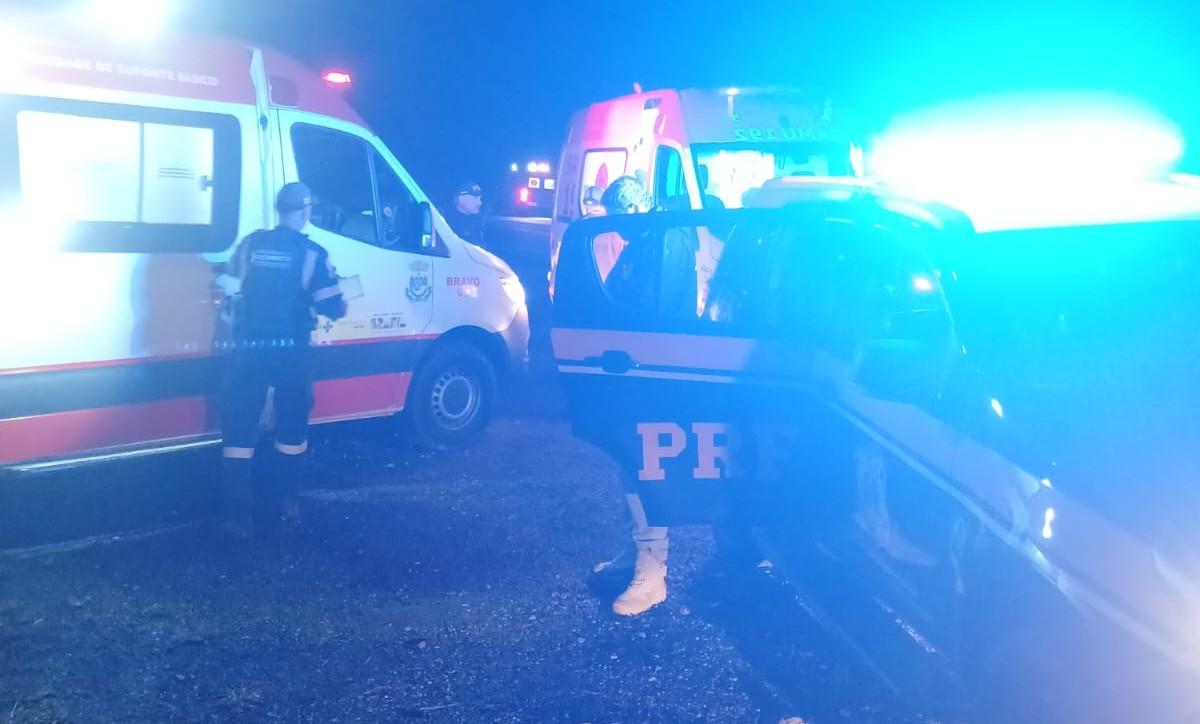 Na madrugada de hoje, 5 de maio, acidentes de trânsito envolvendo  veículo mobilizou os bombeiros na Grande Florianópolis. 