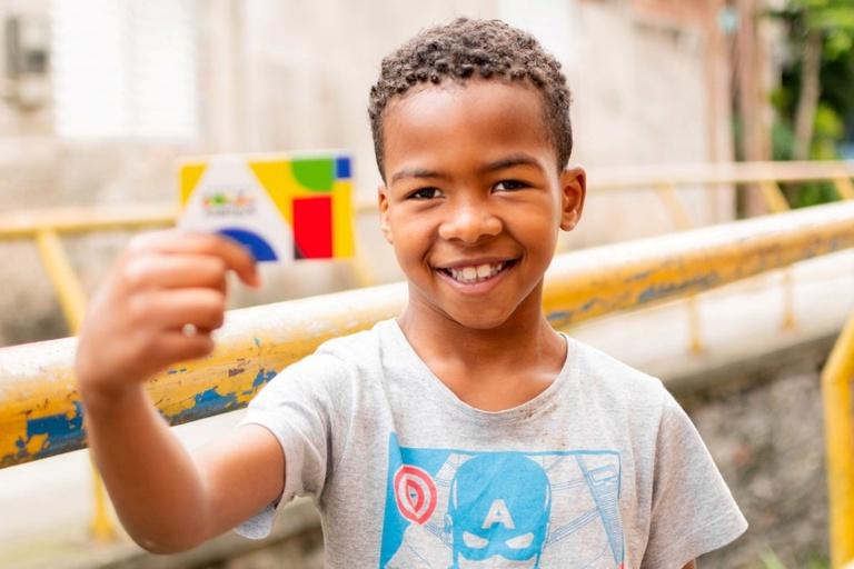Pagamentos do Bolsa Família têm início nesta segunda-feira (18/5) para mais de 19,08 milhões de famílias em todo o país