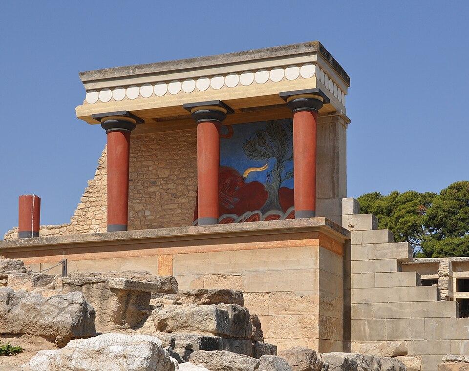 Parte da entrada norte do palácio de Cnossos, um dos principais assentamentos minoicos