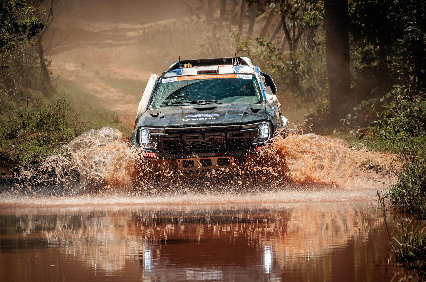Bulldog Racing completa quinta etapa do Sertões em quinto lugar