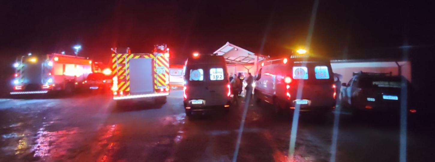 Corpo de Bombeiros Militar atende ocorrência de deslizamento em Santo Amaro da Imperatriz, (SC).