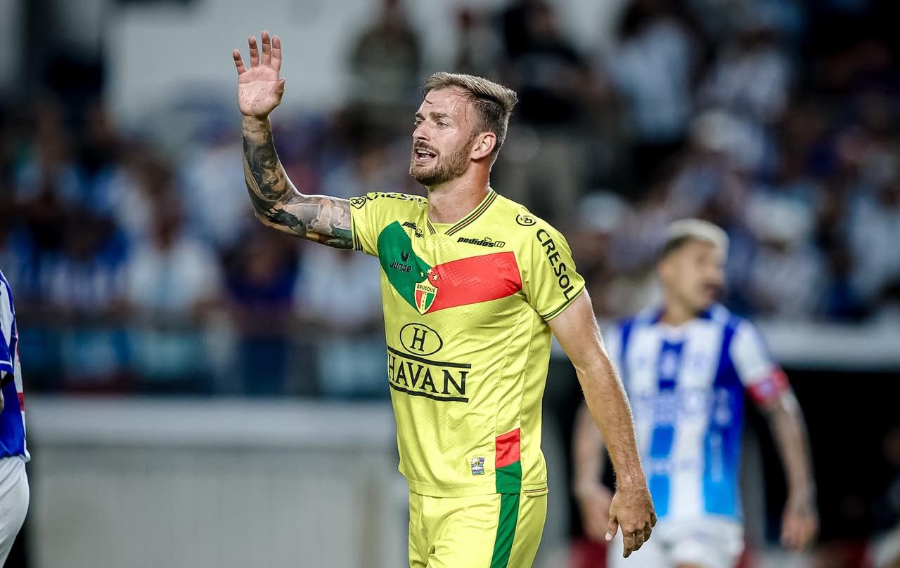 Jonatan Lucca valoriza liderança do Brusque no quadrangular e convoca torcida para mais uma decisão em casa