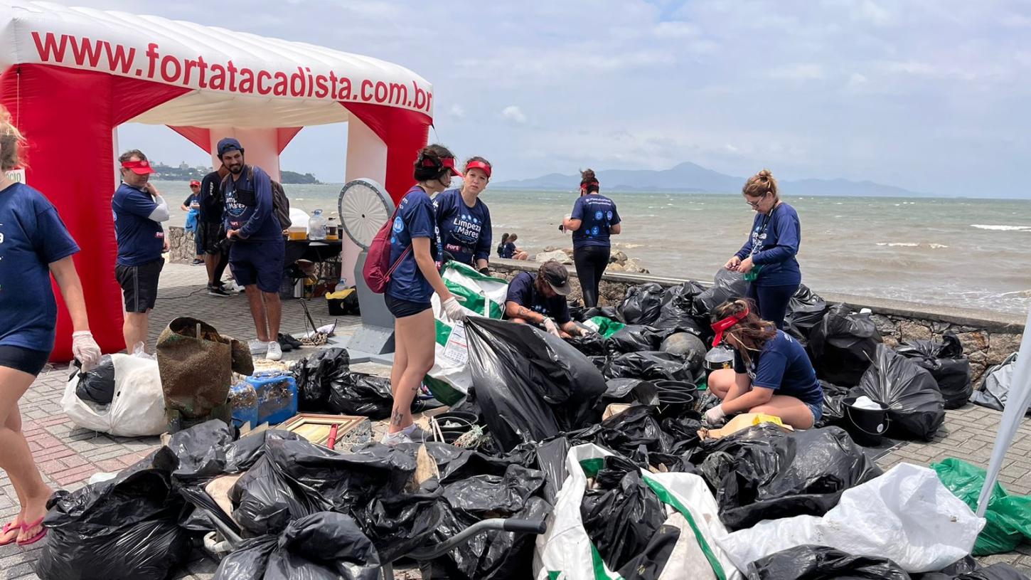 Porto Belo une Dia Municipal de Limpeza de Praias e Rios e Limpeza dos Mares em mobilização pelo meio ambiente