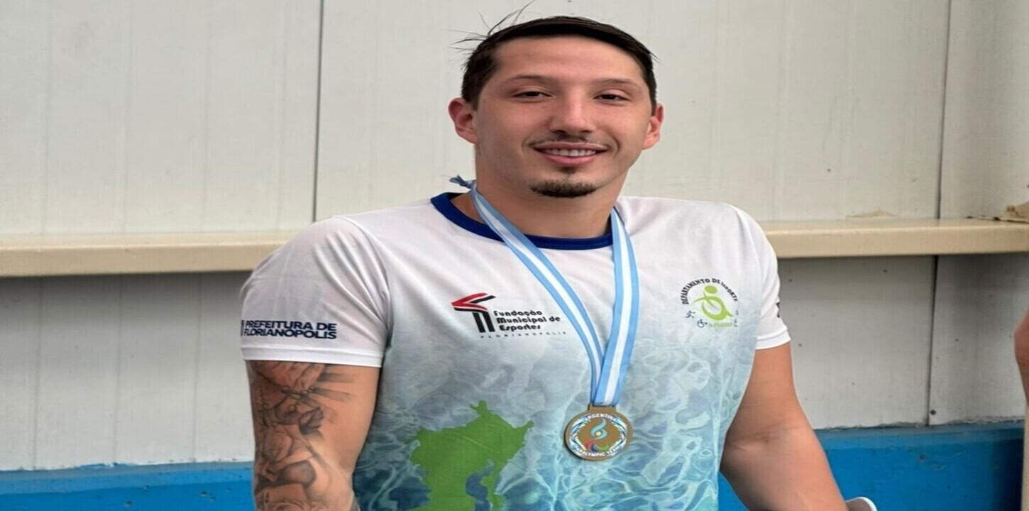 Atleta de Florianópolis conquista ouro no Open Internacional de Natação Paralímpica na Argentina