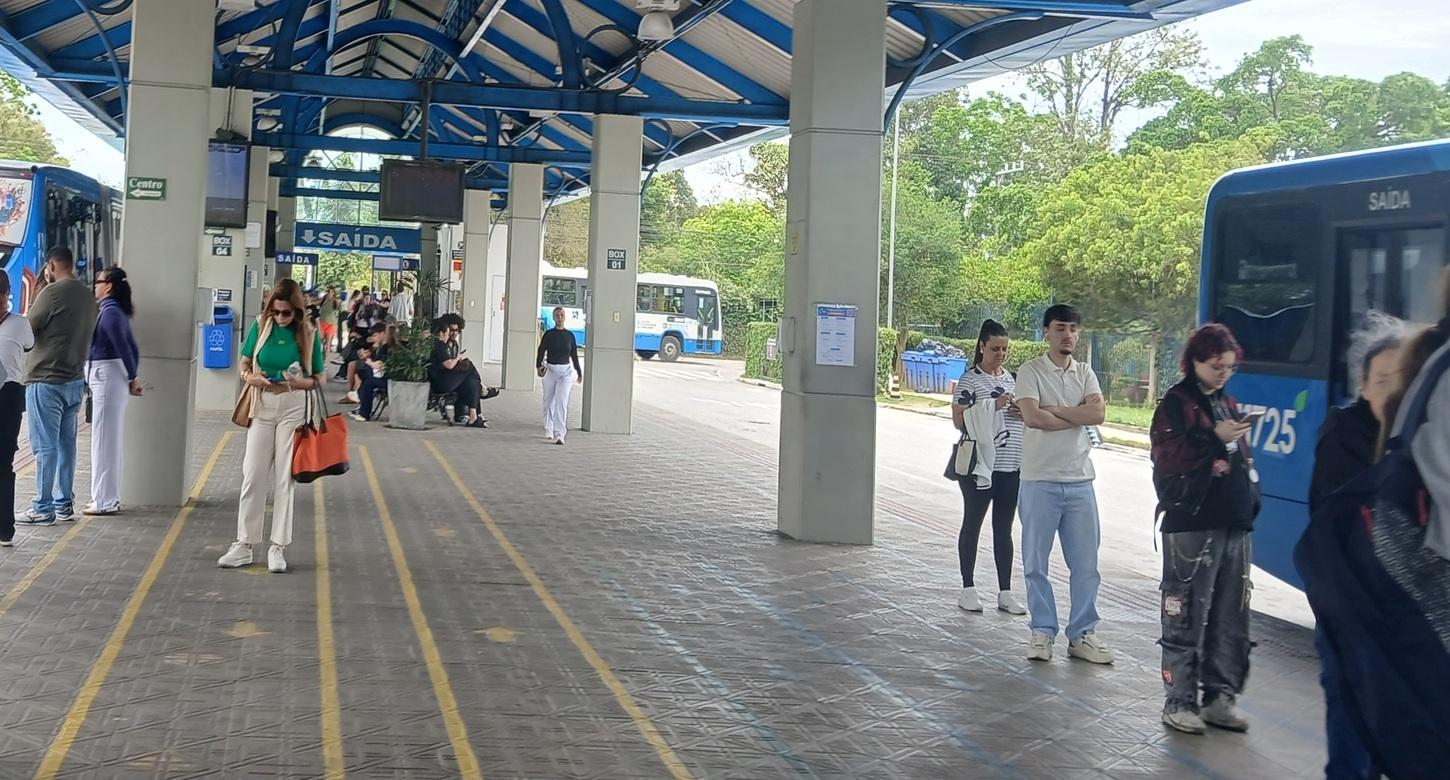 Dia do Servidor Público e feriado de Finados alteram prestação dos serviços na Capital em Florianópolis 
