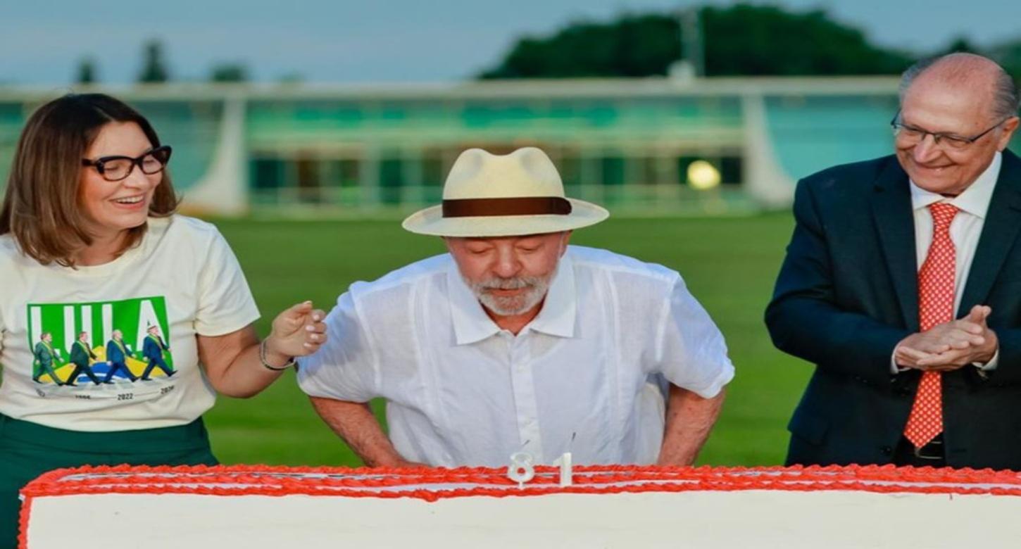 Presidente Lula celebra aniversário no Palácio da Alvorada: “Gratidão ao povo brasileiro”