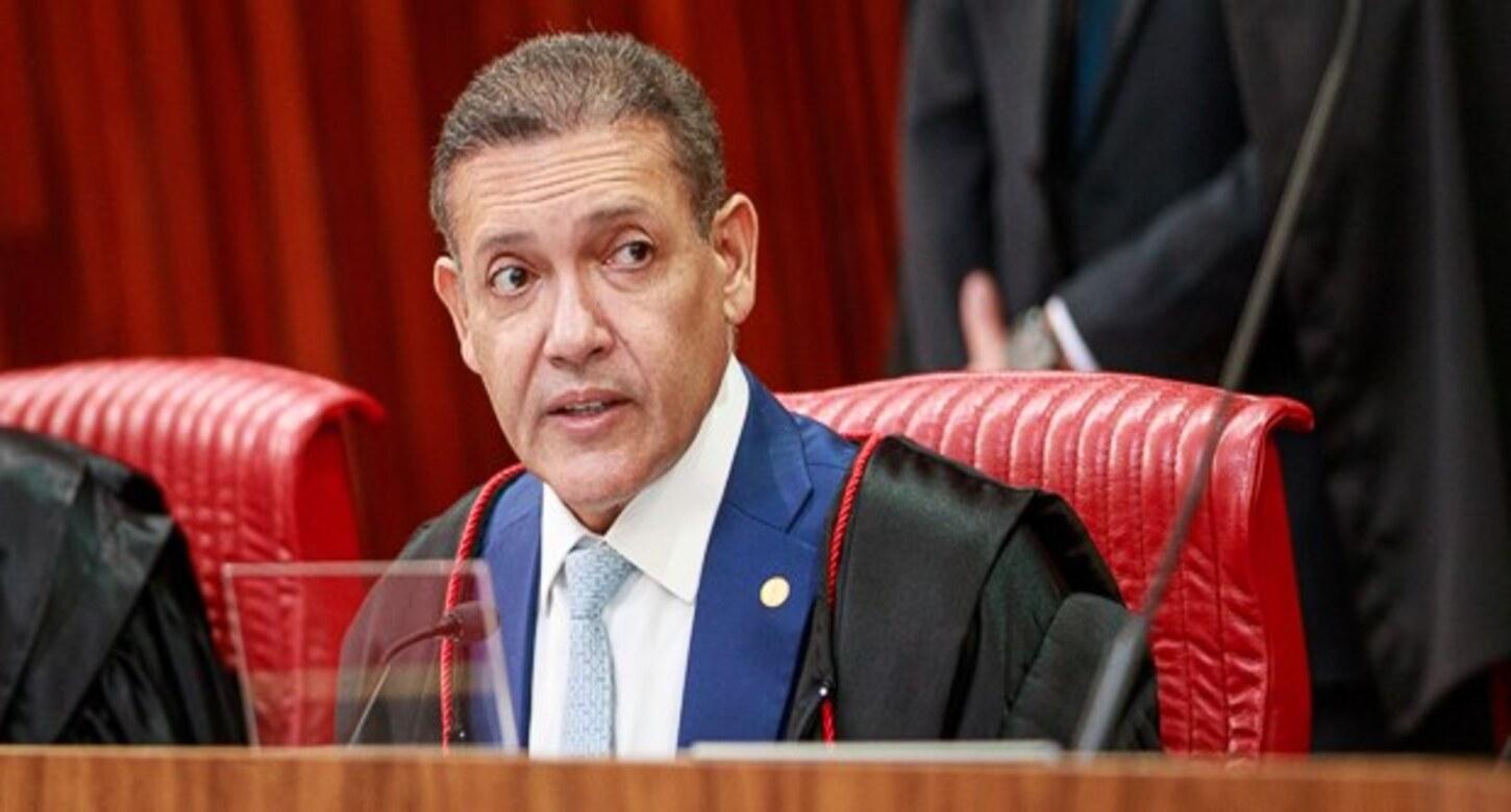 TSE firma entendimento para aferição de cláusula de desempenho para partidos e federações