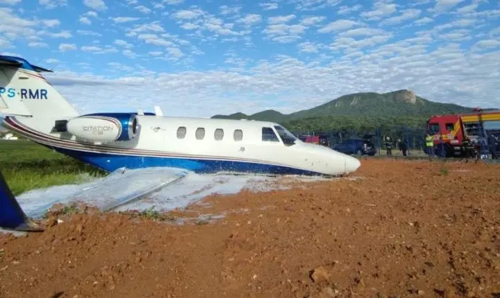 Aeronave teve problema para pousa no  aeroclube de Santa Catarina, em São José na Grande Florianópolis. 