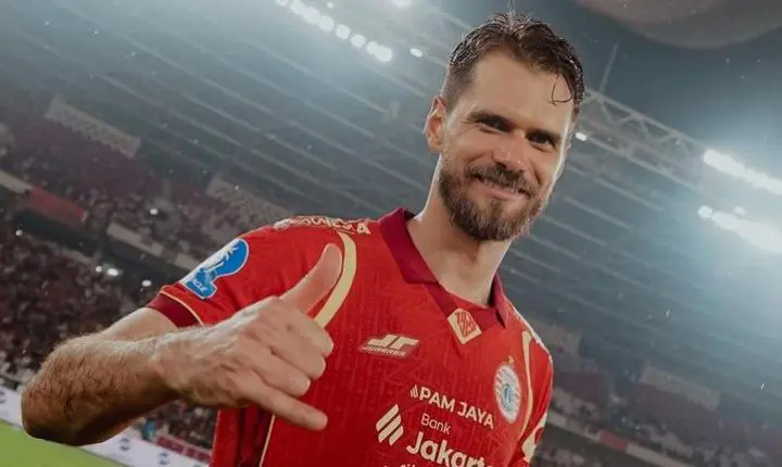 Após estreia como titular, Paulo Ricardo conquista   terceira vitória em quatro jogos na Indonésia