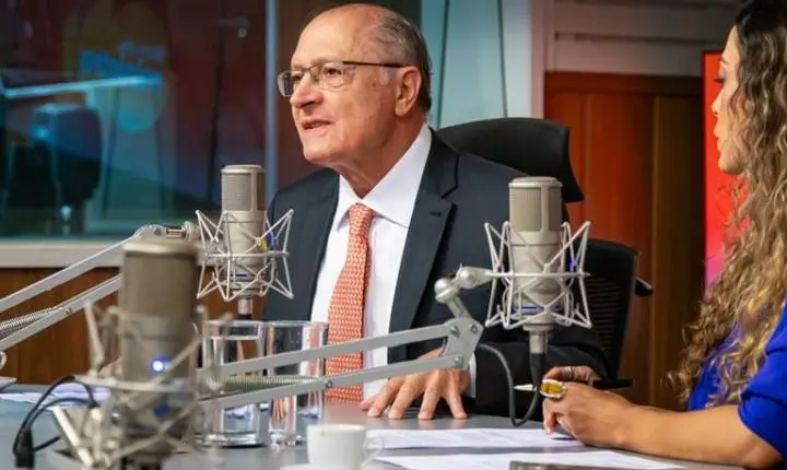 “Brasil bateu recorde de exportação e da corrente de comércio porque abriu e conquistou novos mercados”, ressalta Geraldo Alckmin
