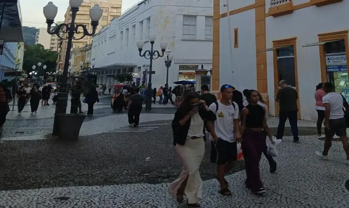 Brasil registra 726 mil jovens aprendizes no mercado de trabalho entre janeiro e abril de 2026