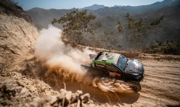 Catarinenses mantêm ritmo na penúltima etapa do Sertões e segura o Top 3 no rally