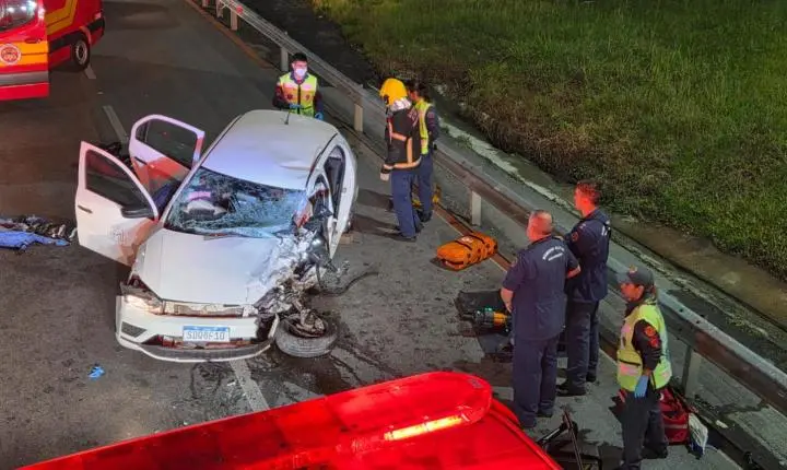 Colisão frontal deixa quatro feridos na BR-282 em Palhoça 