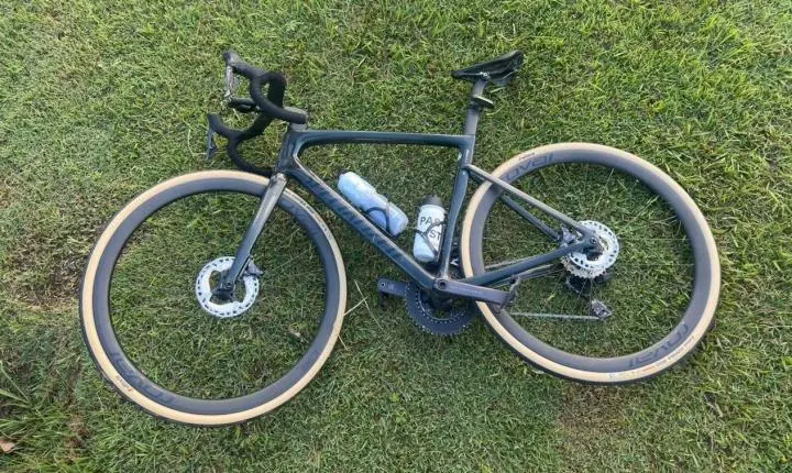 CORPO DE BOMBEIROS MILITAR ATENDE  ACIDENTE DE TRÂNSITO EM FLORIANÓPOLIS