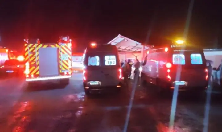 Corpo de Bombeiros Militar atende ocorrência de deslizamento em Santo Amaro da Imperatriz, (SC).