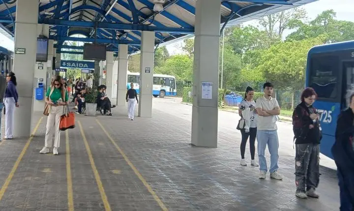 Dia do Servidor Público e feriado de Finados alteram prestação dos serviços na Capital em Florianópolis 