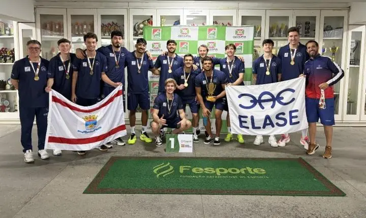 ELASE/Florianópolis não perde nenhum set e é campeã de vôlei no JASC/Sul