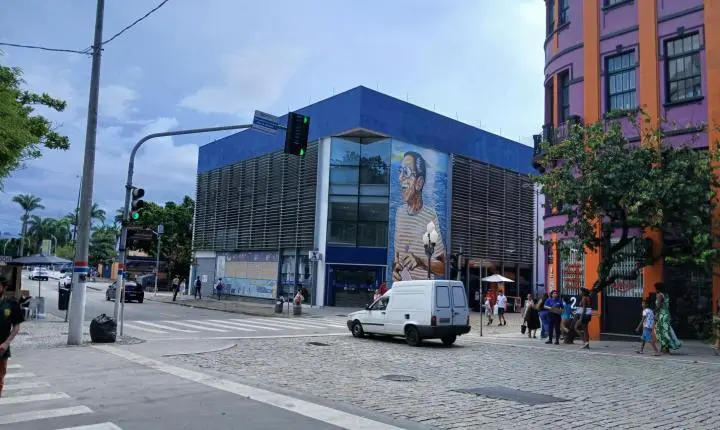 Especialista dá dicas para sair das dívidas