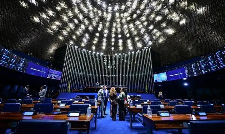 Fim da 6x1: Senado pode concluir 1º turno da votação em mais duas sessões