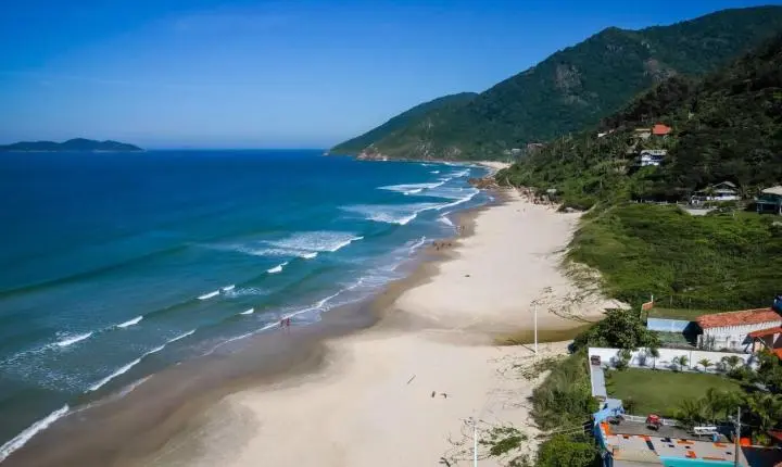 Florianópolis dá salto na Bandeira Azul com conquista da certificação por mais três praias