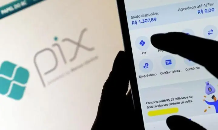 Inflação dos últimos 12 meses recua e fica abaixo de 4% pela primeira vez em quase dois anos