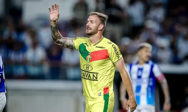Jonatan Lucca valoriza liderança do Brusque no quadrangular e convoca torcida para mais uma decisão em casa