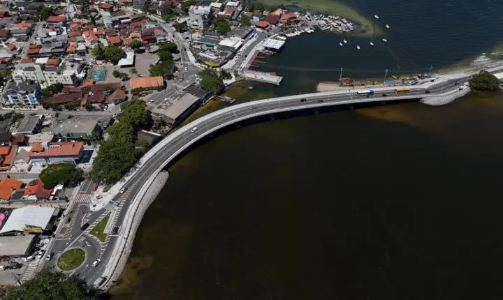 Nova Ponte da Lagoa reduz 15% do tempo de   deslocamento no acesso às praias do Leste