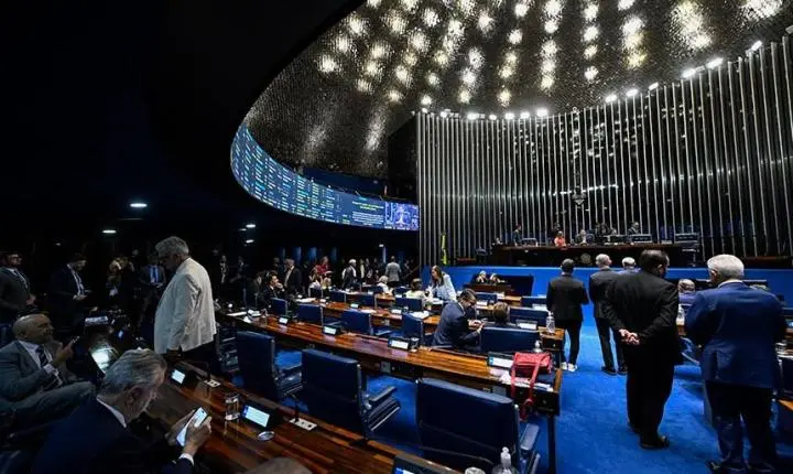 Plenário analisa diretrizes para as atividades de inteligência no Brasil
