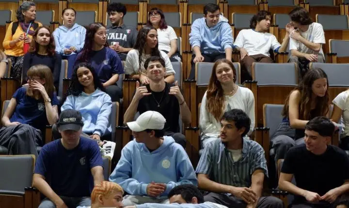   Projeto do IEE leva estudantes a refletir sobre história, tecnologia e ética na ACATE