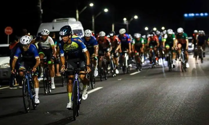 PROVA DE CICLISMO DE ESTRADA NOTURNA CONSAGRA CAMPEÕES DOS JOGOS ABERTOS DE SANTA CATARINA