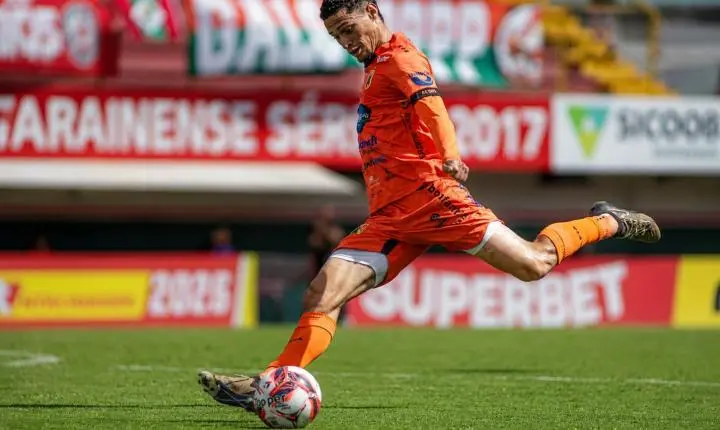Renan Nunes apresenta evolução dentro do esperado após cirurgia no joelho
