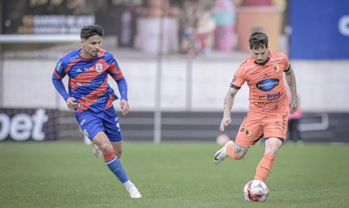 Santa Catarina Clube vence Marcílio Dias e assume a liderança da Copa Santa Catarina