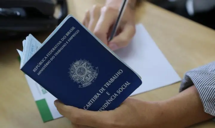 Santa Catarina tem 10 mil vagas de emprego no Sine