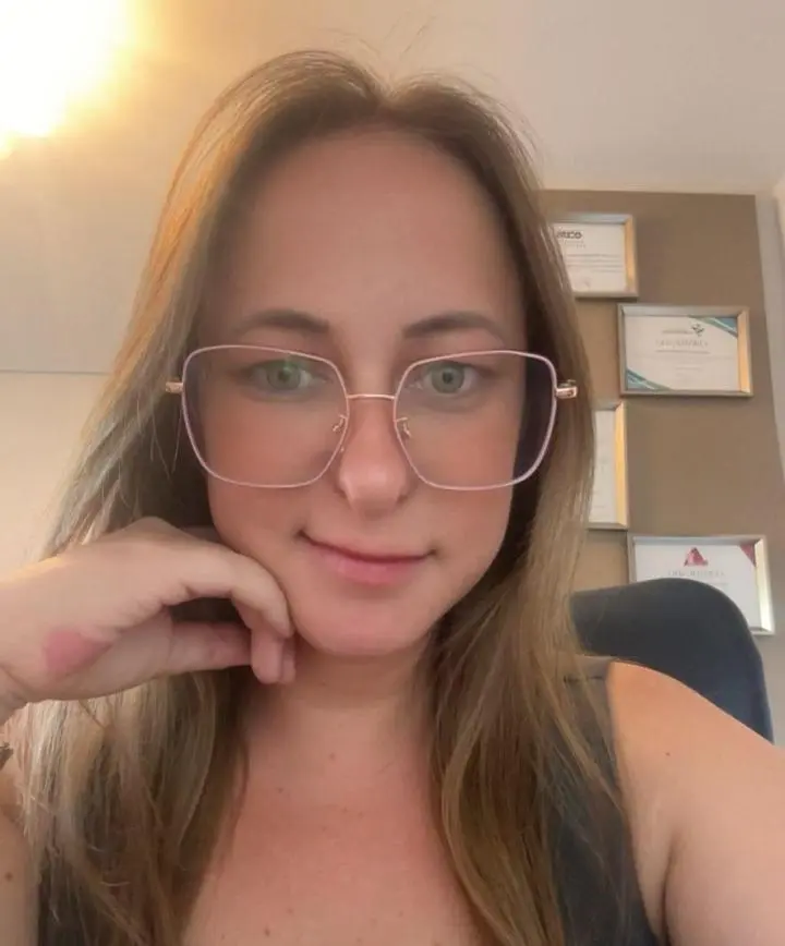 Sara Adriele Bompani Durski 