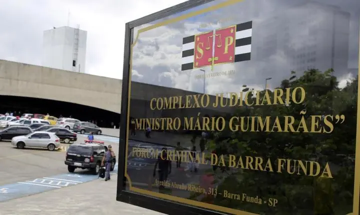 Tribunal do Júri na Capital condena corinthiano que esfaqueou a esposa palmeirense