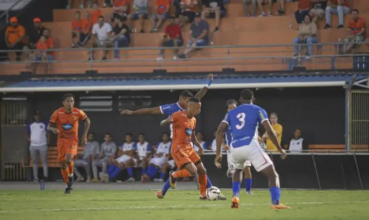 Vitória com autoridade e superação